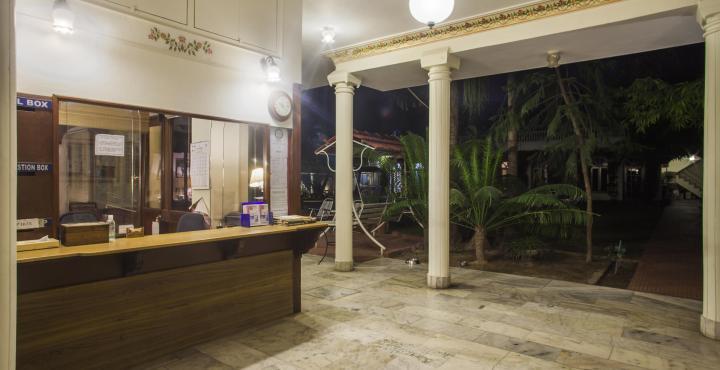 Hotel Meghniwas Джапур Экстерьер фото